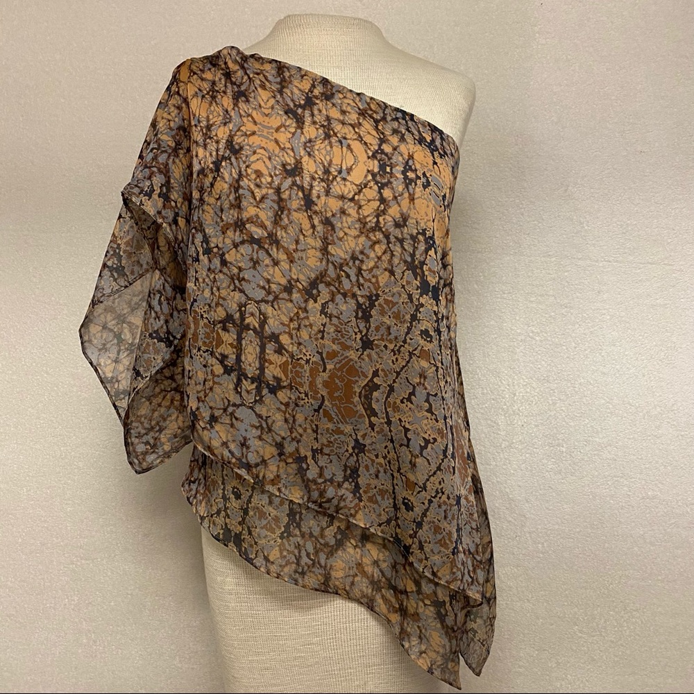 MM Couture Blouse